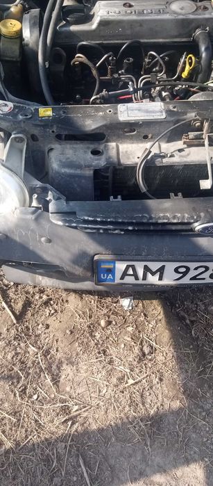 Продам автомобіль Форд ескорт 1.8тді 1996 рік