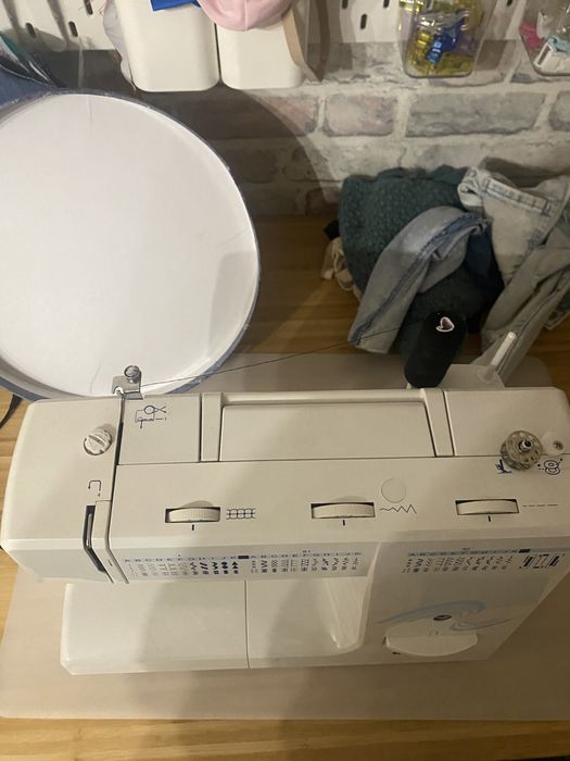 Maquina de costura Solvercrest 8750