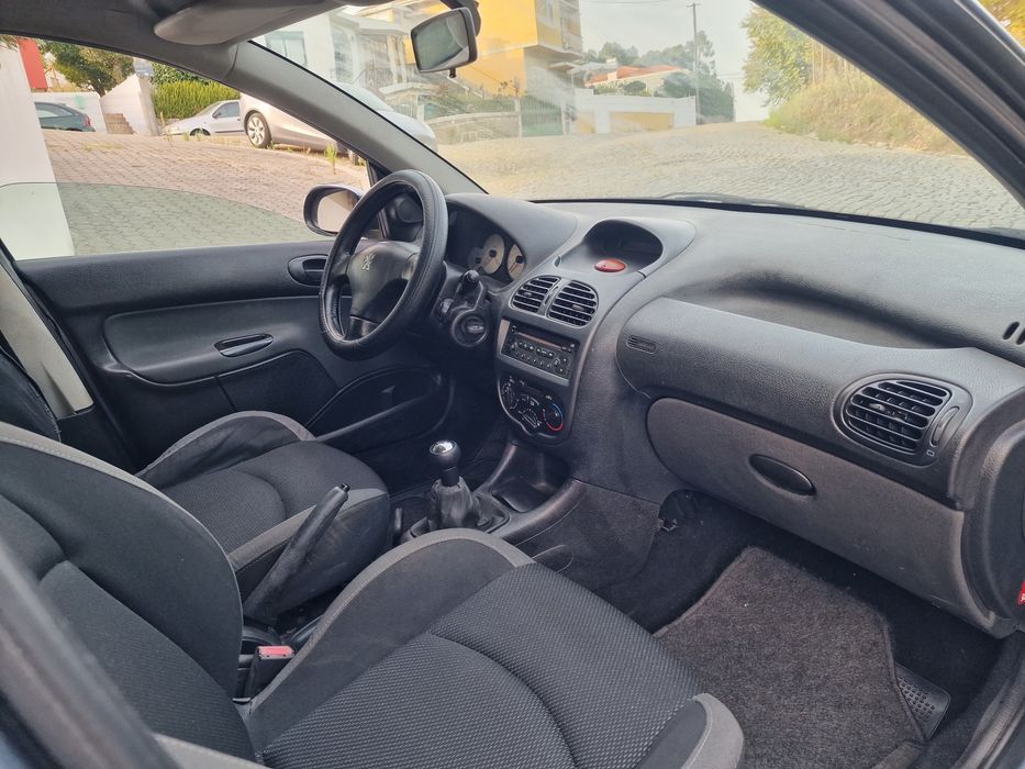 Peugeot 206 1.4i 2007 Com 208mil kms
