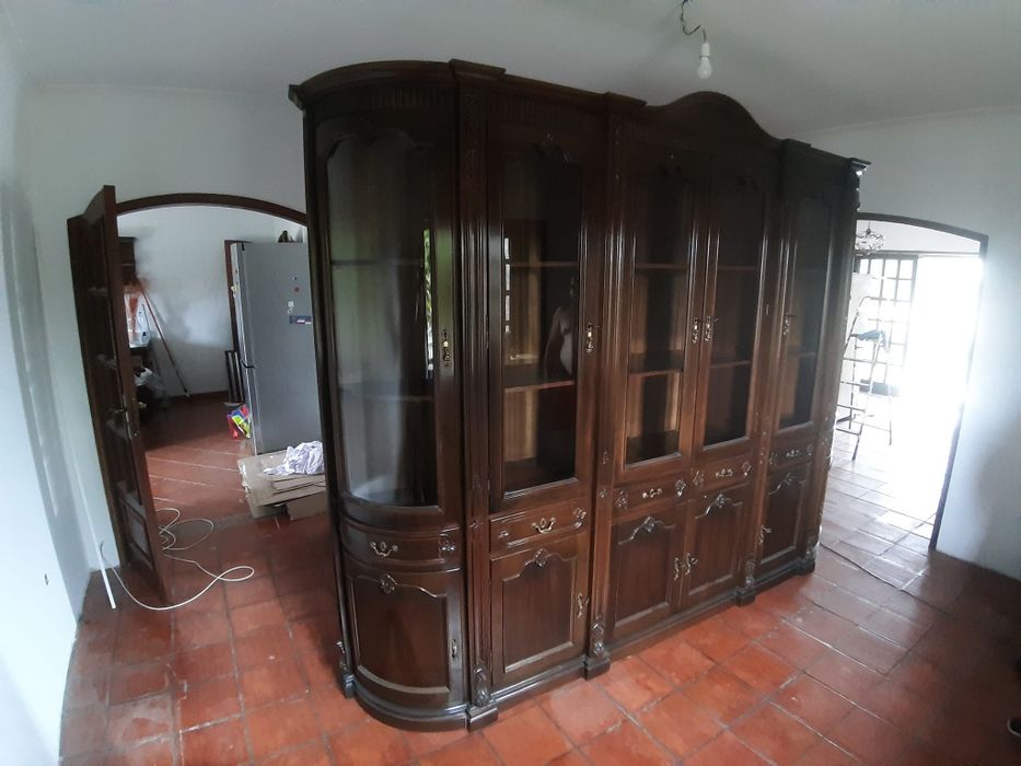 Movel em madeira maciça
