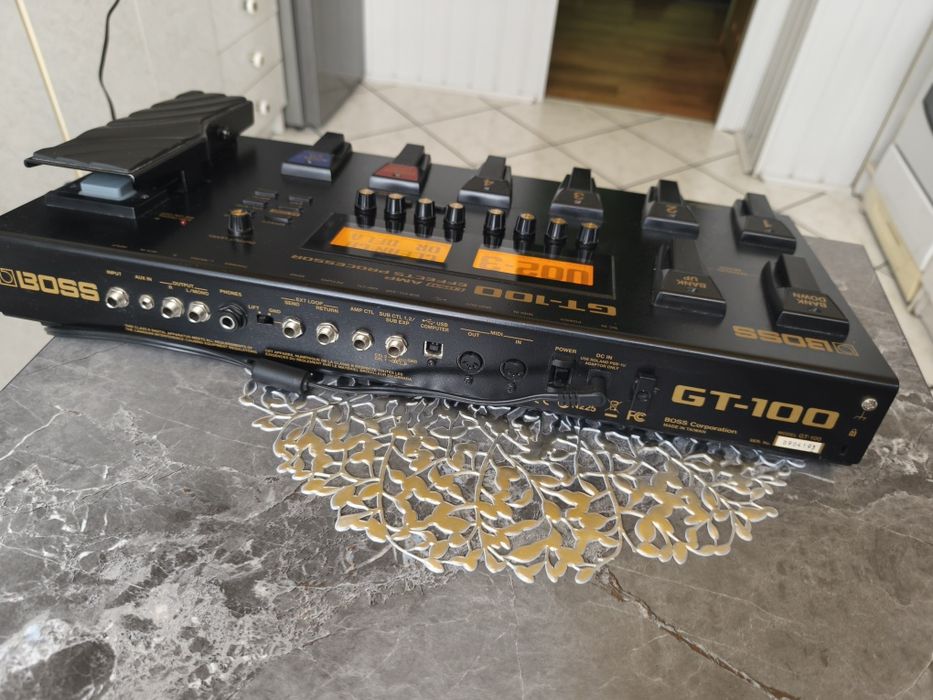 Dla Ciebie wszystko - boss gt 100 - w kategorii Instrumenty