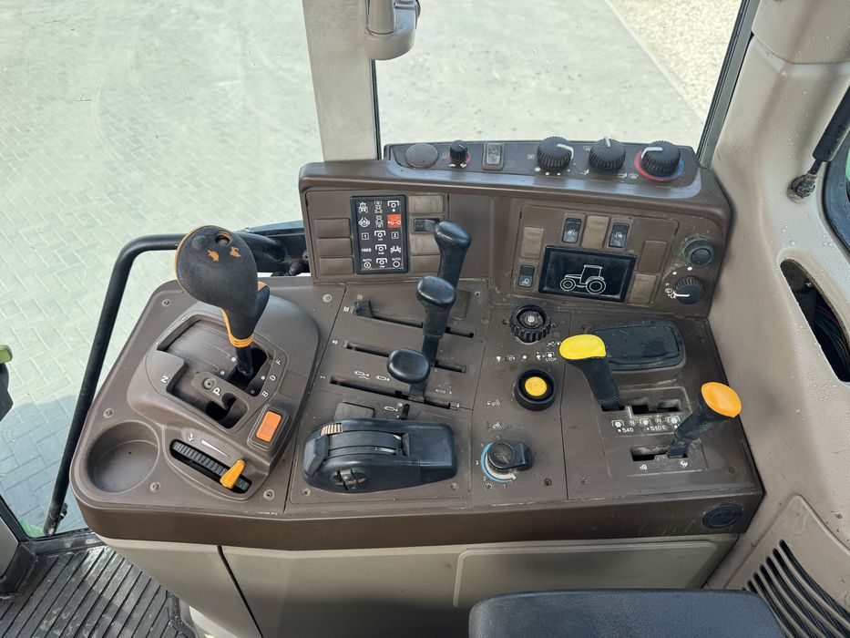 Ciągnik JOHN DEERE 6520 z TURBO - 6820, 6920 TUZ, WOM, Pełzaki, TLS