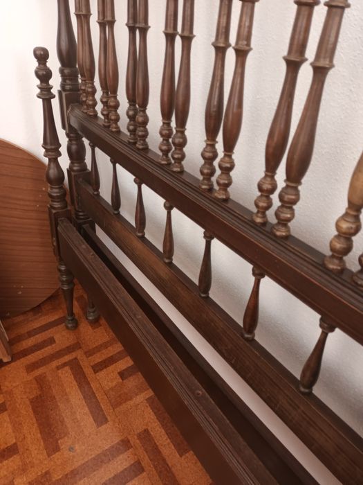 Mobilia quarto completa, casal, cama, comoda, cadeiras, etc