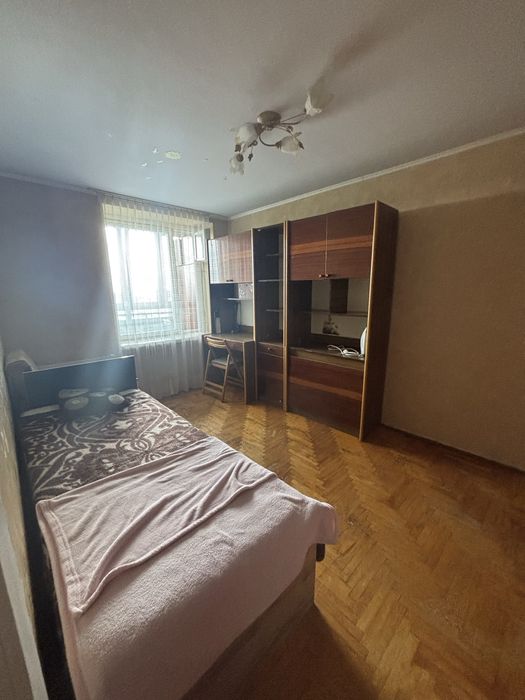 продаж 3кімнатноі квартири чешка Дрогобич