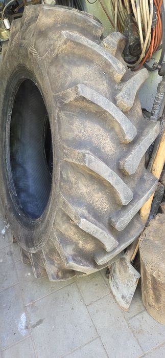 Opona 14.9x28 C360 16.9x28 Zetor C355