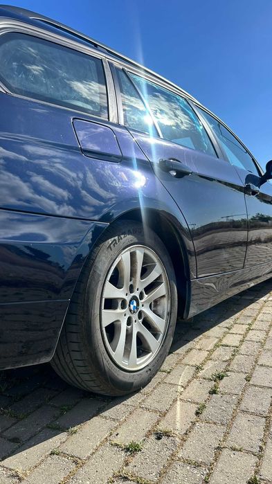 BMW 320 — fotografia 3