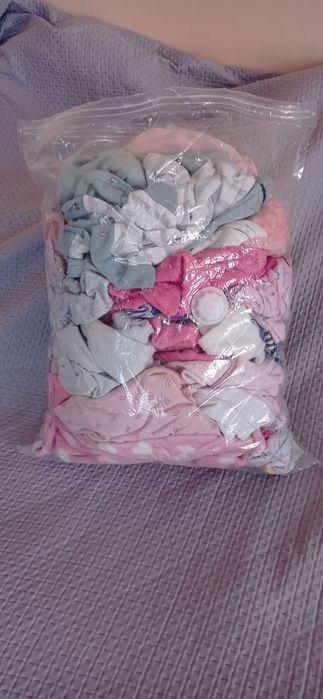 Worek ciuchów dla dziewczynki 62