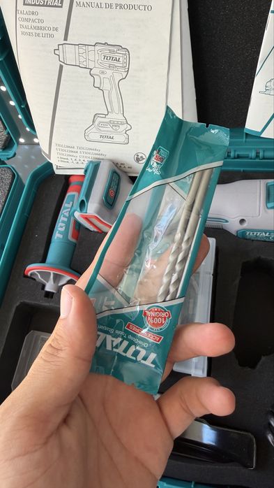 Kit Aparafusadora + Rebarbadora