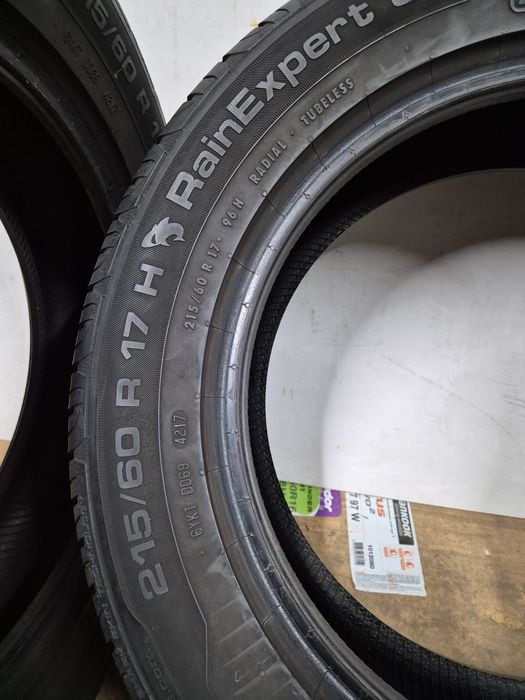 Шини 215/60/17, Uniroyal,  (186)