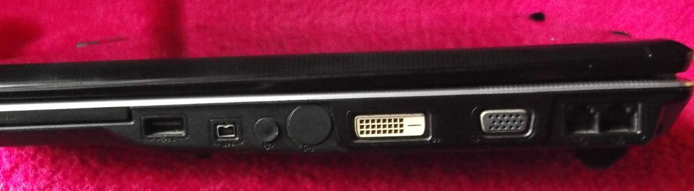 Laptop Asus model M51KR. 15,4