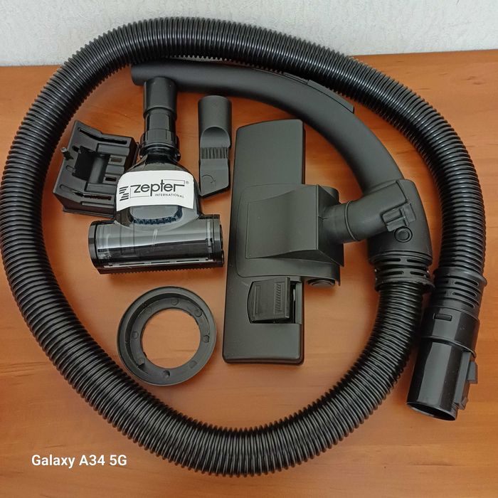 Пилосос Zepter PWC-700W