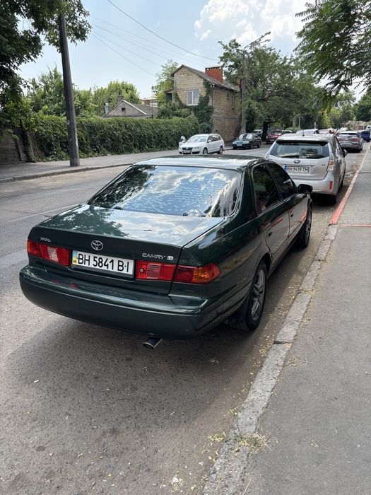 Toyota Camry 20