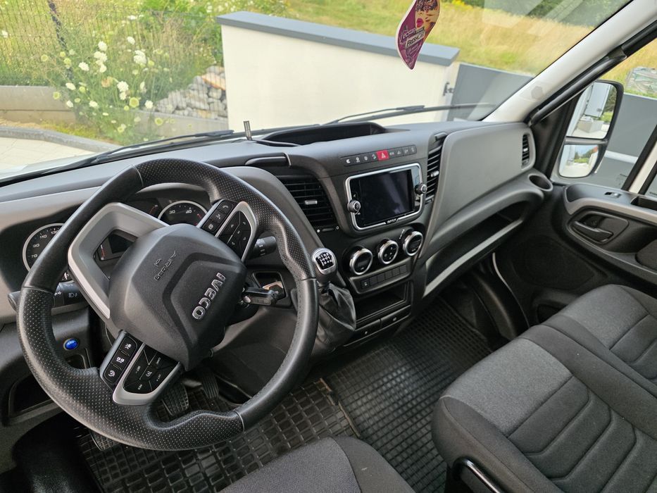 Iveco 35s18/ 180 KM /3.0 / 2023 rok 9/LED/ 109 500 brutto