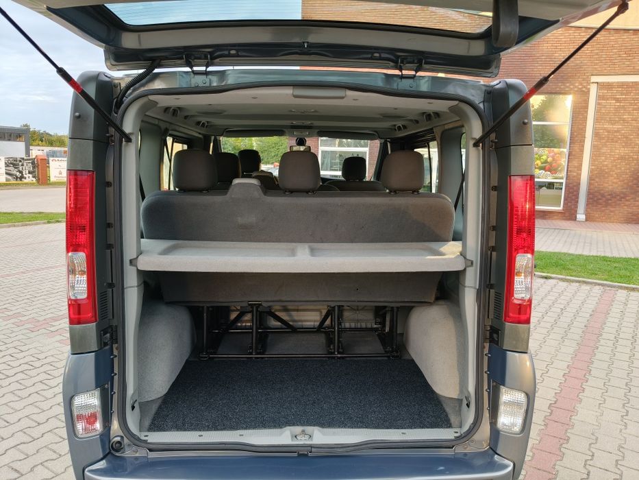 Opel Vivaro 2,0CDTI  -TOUR- import  TABLICE PL