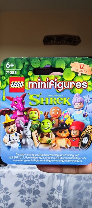 minifigurka LEGO z serii Shrek - Merlin