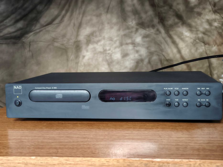Програвач CD NAD c 542 темно-сірий