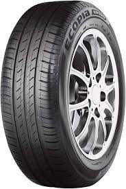 Pneus Bridgestone 185/65 R15 88H com cerca de 95% de piso