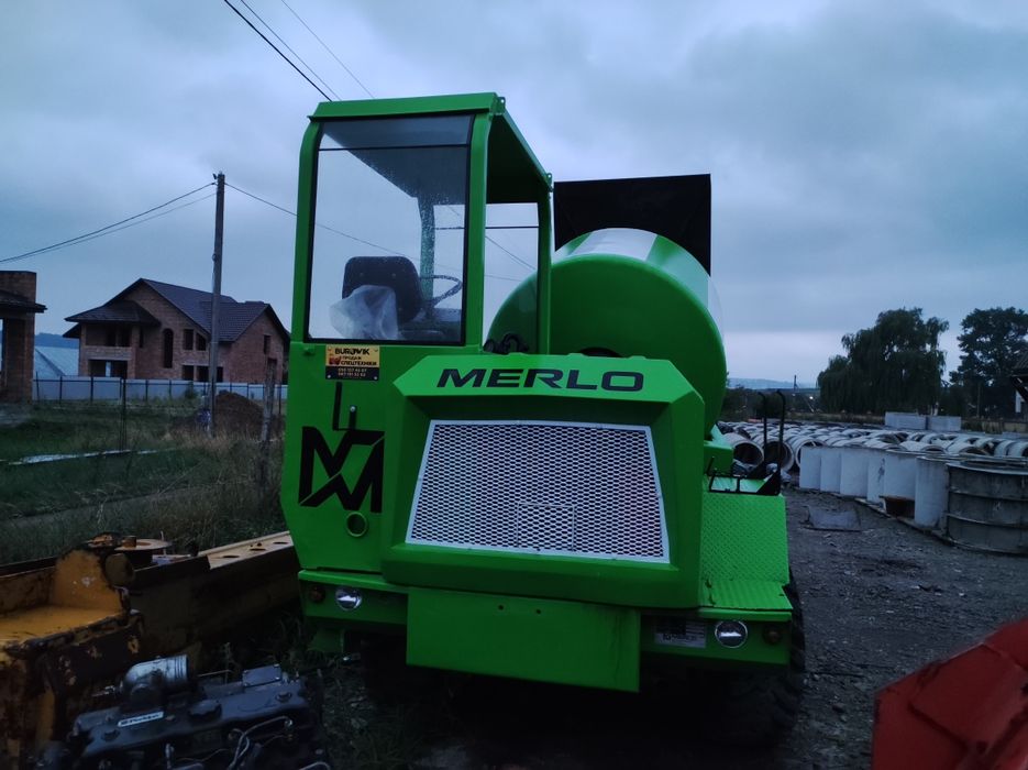Самохідний бетонозмішувач MERLO DBM 3000