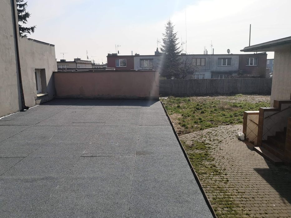 Montaż papy termozgrzewalnej pokrycia papą termozgrzewalną