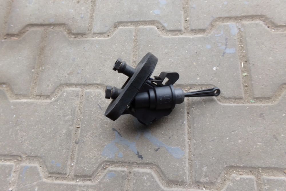 pompa sprzęgła ford fiesta mk5