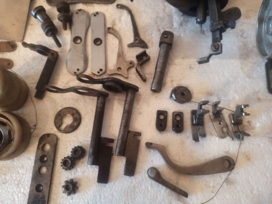 Запчастини для швейних машин