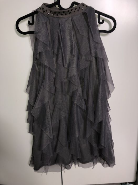 Sukienka z falbankami