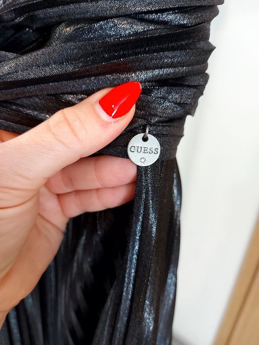 Guess damska sukienka roz S plisowana metaliczna grafitowa