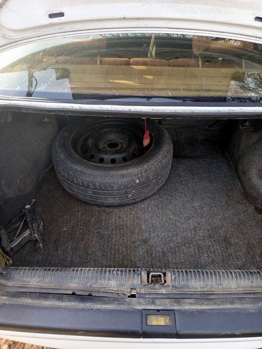 OPEL VECTRA 1990 VIN W0L000087L5231171 фото оголошення 15 з 16