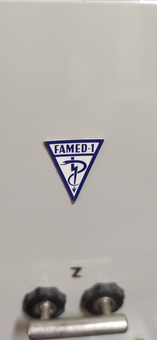 Lampa operacyjno zabiegowa Famed