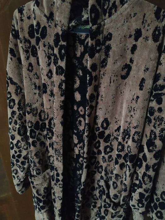 Халат Roberto Cavalli з леопардовим принтом, розмір XXL