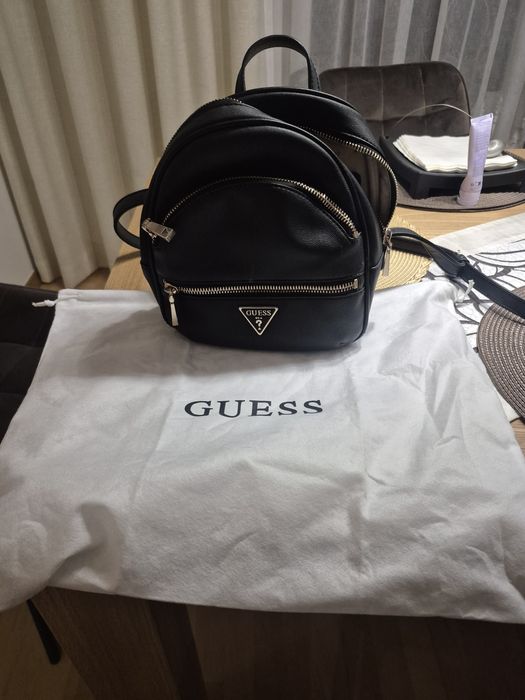 Plecak GUESS czarny