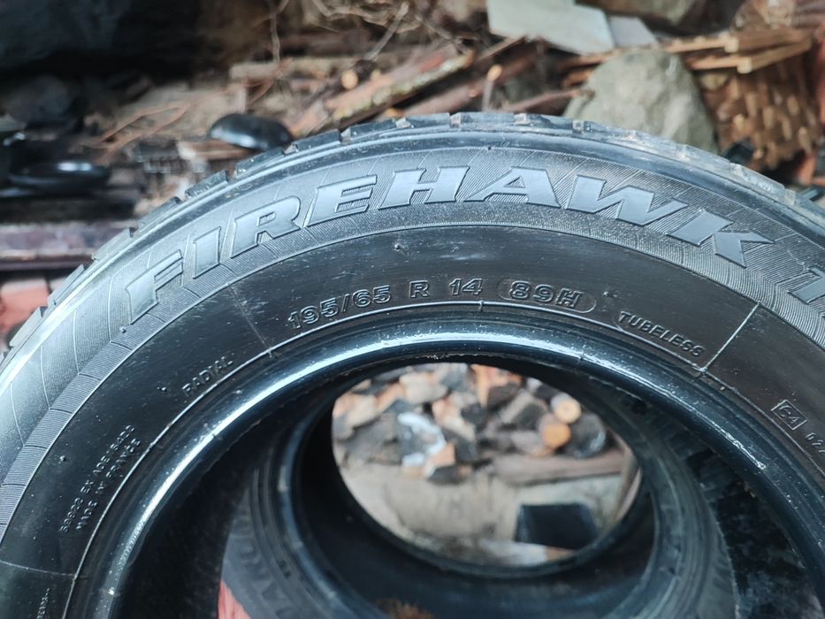 Pneus 2 marca Bravuris y 2 marca firestone  195/65 R  14•89 H