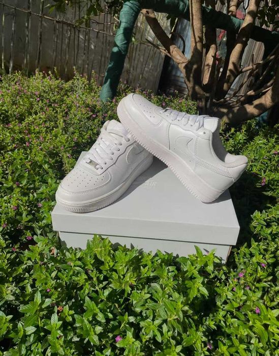 Buty Nike Air Force 1 Białe R.37,5