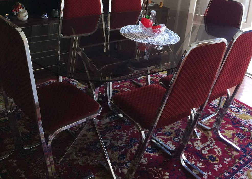 Mesa de sala jantar em vidro