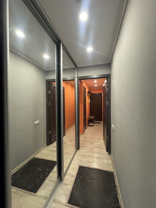 Продаж 3-кімнатної з меблями та ремонтом м. Калуш