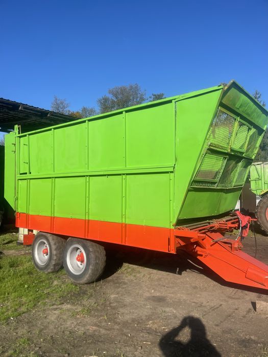 Rozrzutnik przyczepa objetosciowa T088