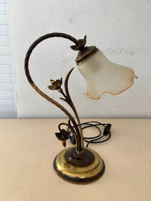 Candeeiros antigos em Latão