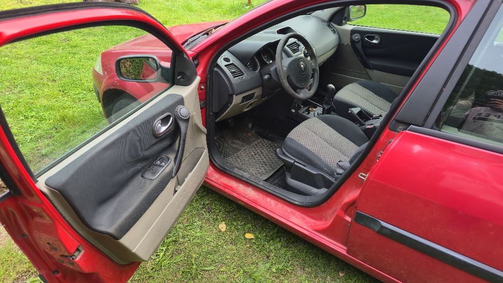 Renault Megane 2 1.4 benzyna 2004r