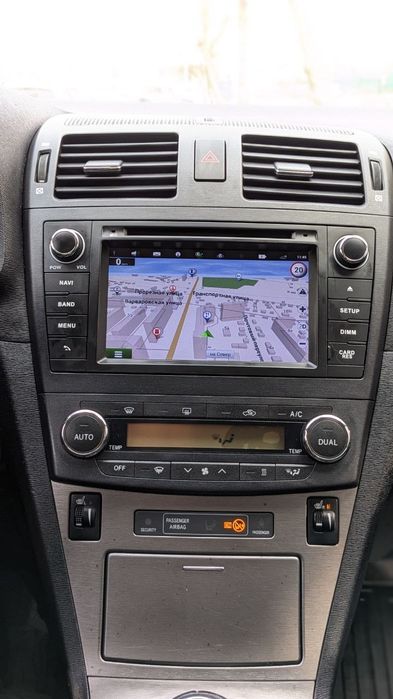 Магнитофон Toyota avensis T27