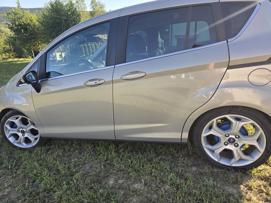 Ford b- Max 1.0  120 km