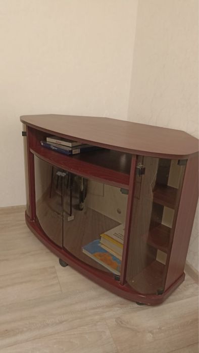 Тумба під телевізор