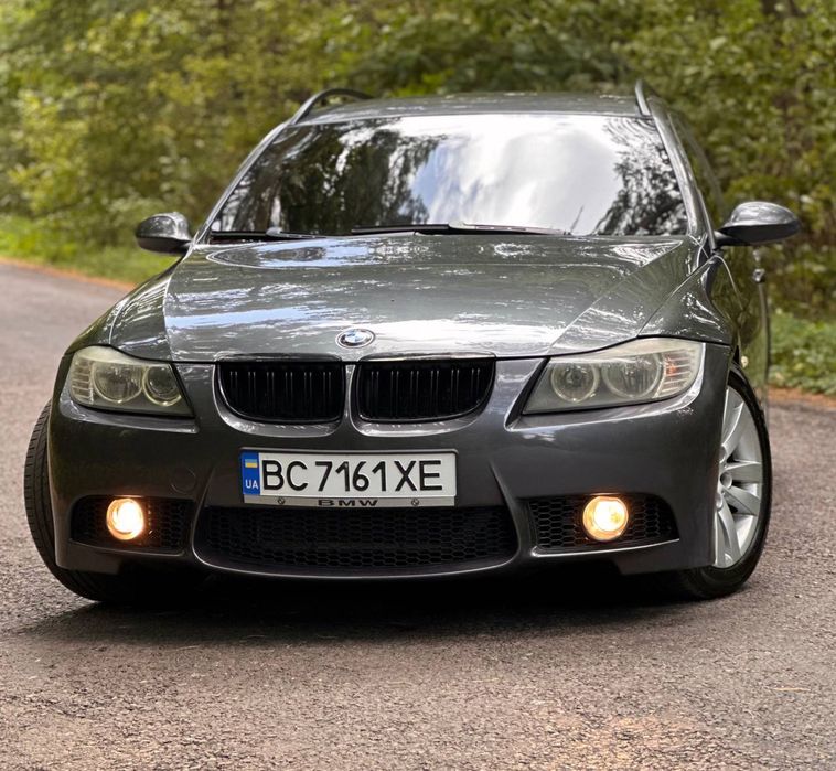 BMW 3 e91.