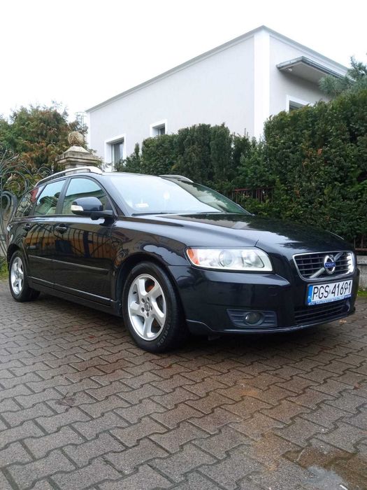 Volvo V50 - zadbany i oszczędny diesel.