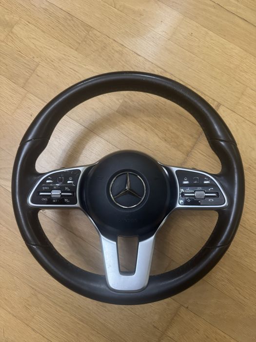 Орігінал mercedes benz E300 w213 2019
