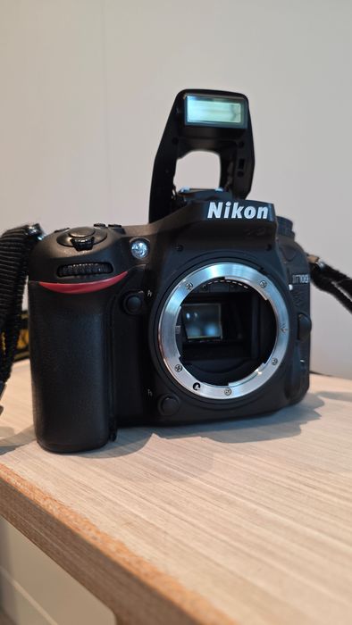 KOMPLET NIKON D7100 + OBIEKTYWY 70-200, 18-35, 50 // JAK NOWE!!!