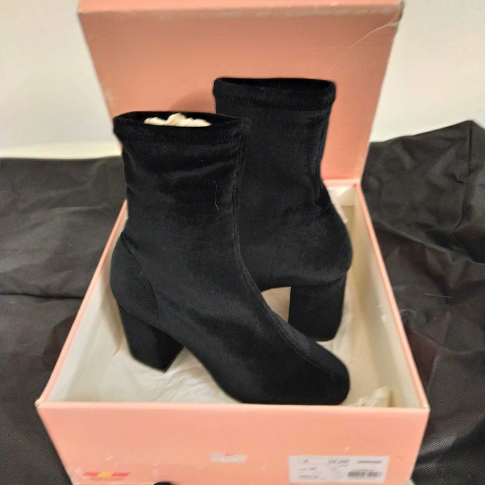 Botas/botins senhora como novos