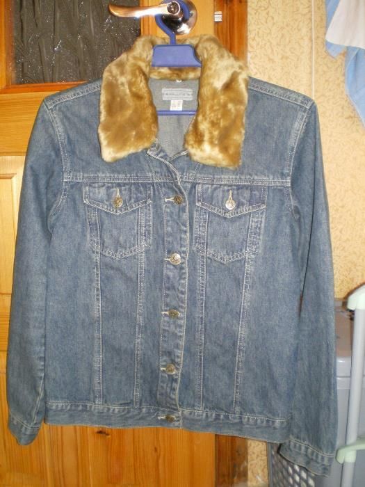 Kurtka Jeansowa damska r.L 40 Nowa