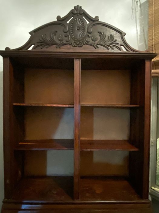 Movel Antigo em bom estado