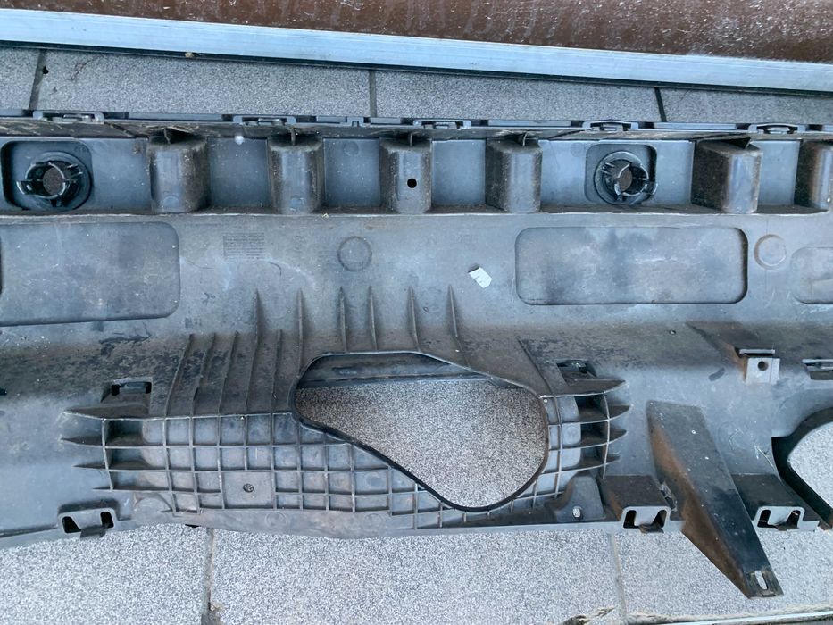 Bmw x3 e83 zderzak tył stary model przed lift szary nie lakierowany