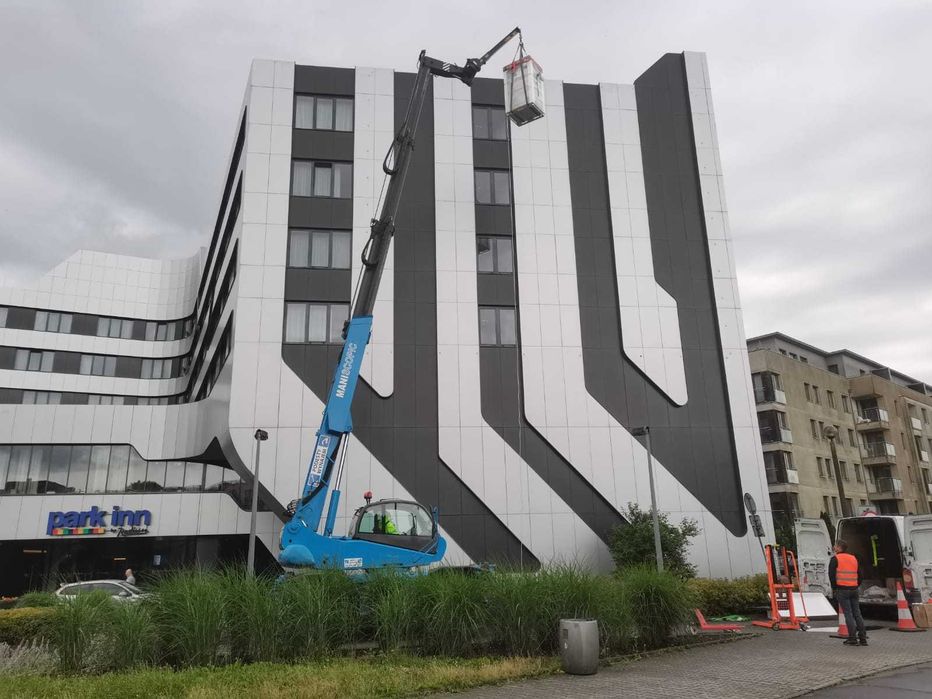 WYSIĘGNIK Z HAKIEM JIB P4000  - od zaraz